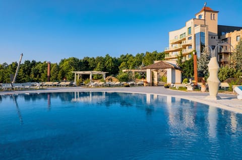 Sungarden Golf & Spa Resort Hotel in Cluj County