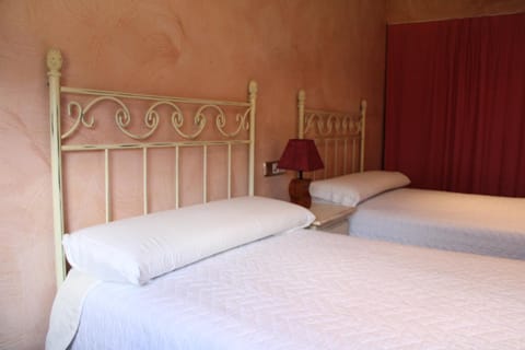 Hotel Rural Carlos I Country House in Valle del Jerte