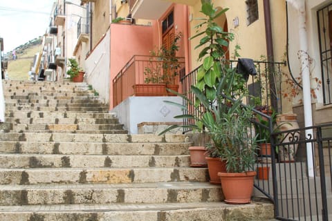 Property building, Street view