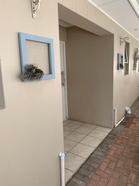 Sharwood Place Bed and Breakfast in Port Elizabeth