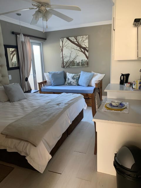 Sharwood Place Bed and Breakfast in Port Elizabeth