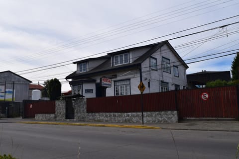 Facade/entrance, Off site