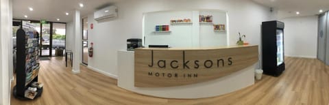 Jacksons Motor Inn Motel in Adelaide