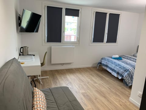 TV and multimedia, Bedroom