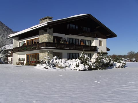 Property building, Winter