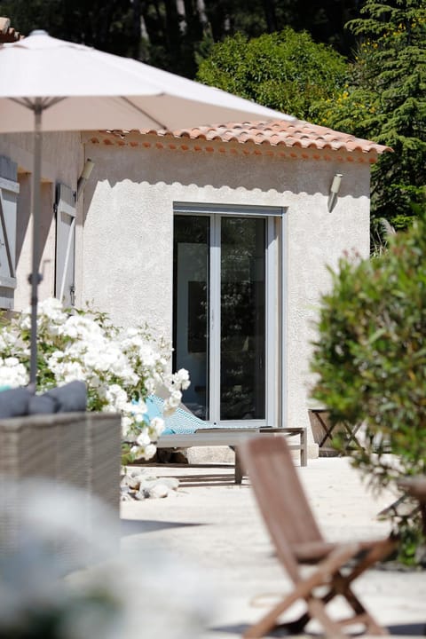 Garden, Garden view, Family