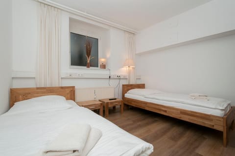 Appartements in der historischen Deichstrasse contactless Check in Wohnung in Hamburg