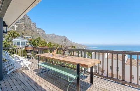 Kettle's Guesthouse Bed and Breakfast in Cape Town