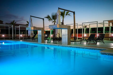 Beach, Garden view, Pool view