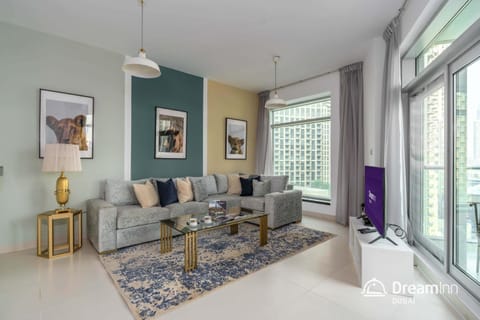 Dream Inn Apartments - Loft Towers Condo in Dubai