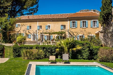 Property building, Day, Garden view, Pool view, sunbed