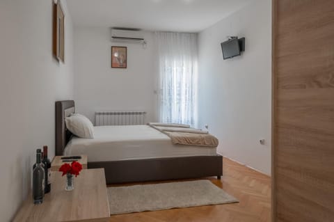 Apartments Maxi Katić Bed and Breakfast in Dubrovnik-Neretva County