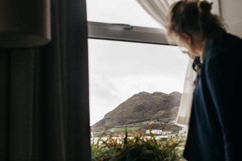 Bedroom, Landmark view, Sea view