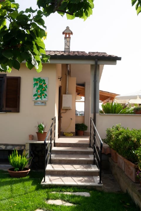 L'Albicocco Bed and Breakfast in Ladispoli