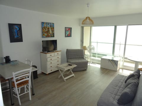 Appartement Les Sables-d'Olonne, 1 pièce, 3 personnes - FR-1-92-608 Apartment in Château-d'Olonne