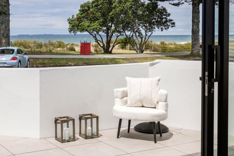 Belle Mer Beachfront Apartments - Self Serviced Hotel flat in Bay Of Plenty