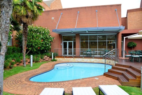 Patio, Swimming pool