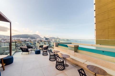 Nightclub / DJ, Balcony/Terrace, Beach, Evening entertainment, City view, Landmark view, Mountain view, Pool view, Street view, Entertainment, Alcoholic drinks, Non alcoholic drinks