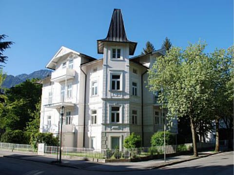 Property building, Facade/entrance, Street view