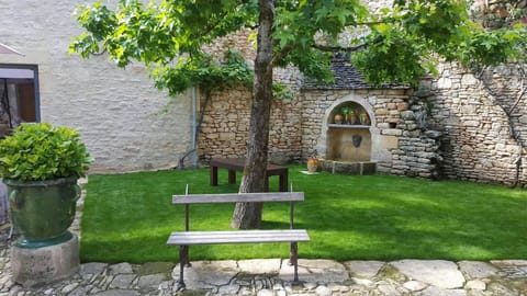 Le Clos des Songes House in Occitanie