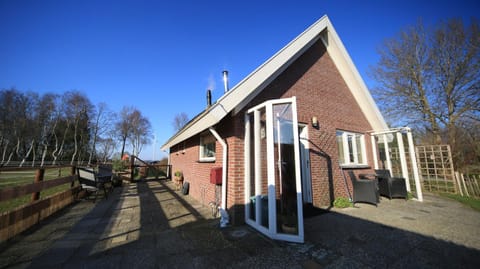 Gastenhuis de Veenstraal Casa in Drenthe (province)