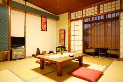 Yoshiharu Ryokan in Hyogo Prefecture