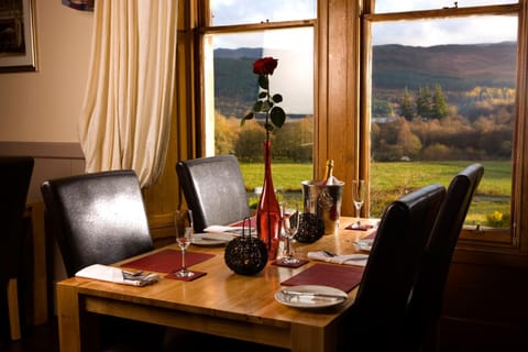 Inch Hotel Country House in Fort Augustus