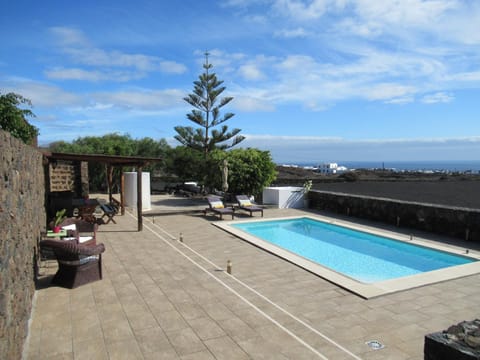 Floor plan, Pool view, Sea view