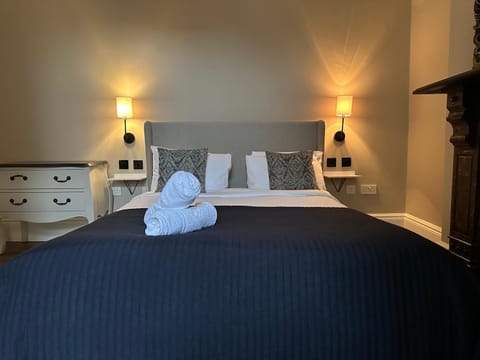 Number One Hundred Bed And Breakfast Bed and Breakfast in Cardiff