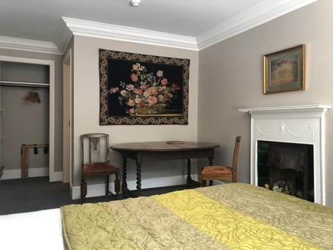 Harveys Guest House Bed and Breakfast in Dublin
