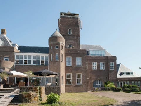 Modern apartment in mansion on the highest dune Maison in Bergen aan Zee