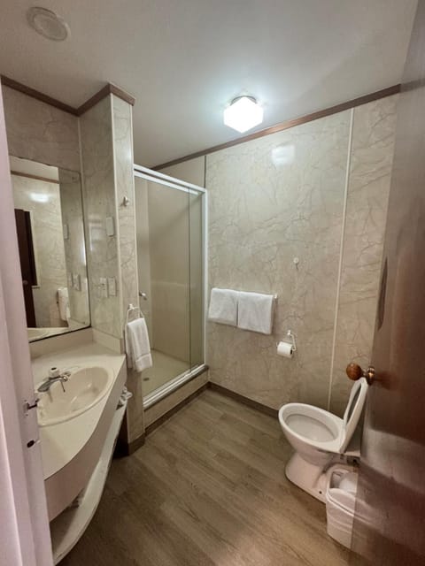 Alcamo Motel Motel in Hamilton