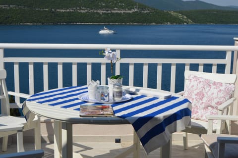 Spring, Day, Balcony/Terrace, Sea view