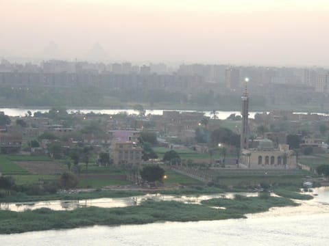 Sultan Cairo Nile Maadi Condo in Cairo Governorate
