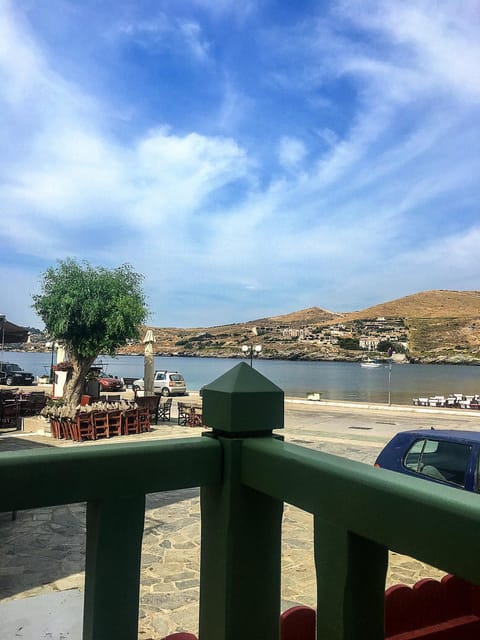 The house in the port House in Kea-Kythnos