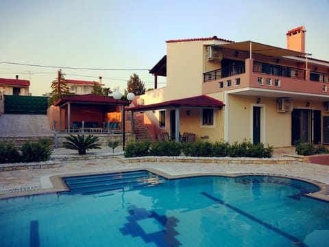 Property building, Summer, On site, Pool view, Swimming pool, Sunset