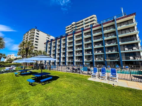 Property building, Patio, Seating area