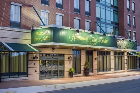 Hampton Inn & Suites Little Rock-Downtown Hotel in Little Rock