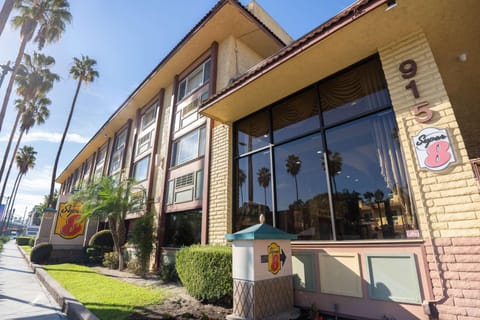 Property building, Street view