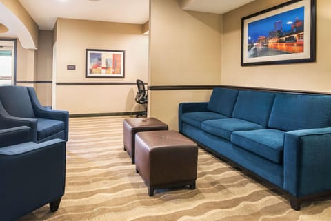 Comfort Suites Atlantic City North Hotel in Absecon