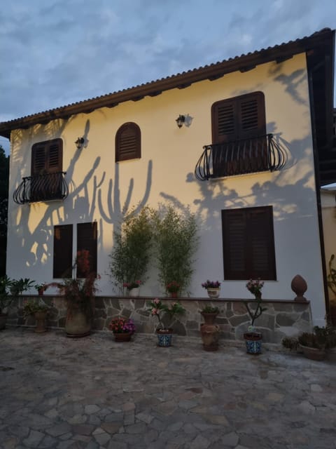 Casa Vacanze Arenella House in Sicily