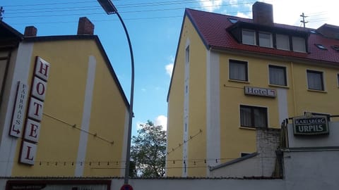 Property building, Facade/entrance