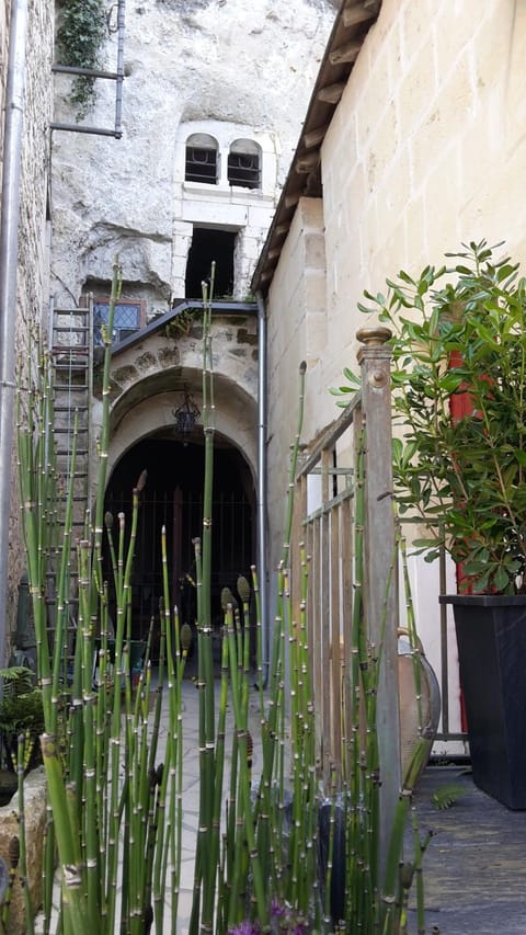 Beaulieu La Source Bed and Breakfast in Saumur