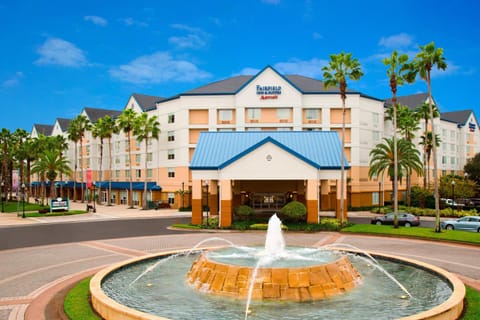Fairfield Inn & Suites by Marriott Orlando Lake Buena Vista in the Marriott Village Hotel in Orlando