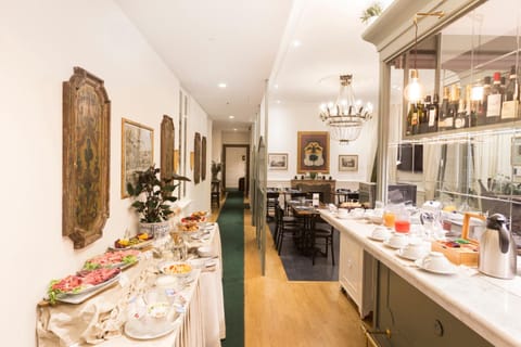 Relais Donna Lucrezia Bed and Breakfast in Rome