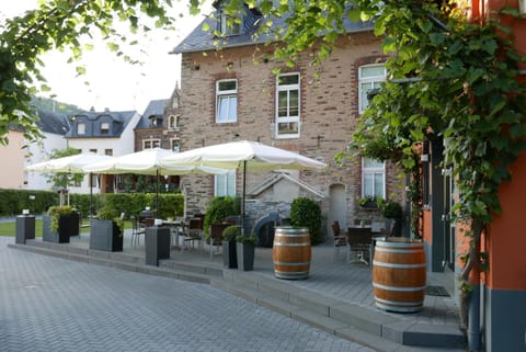 Weingut Clemens Bed and Breakfast in Cochem-Zell