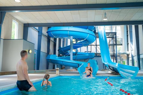 Aqua park, Swimming pool