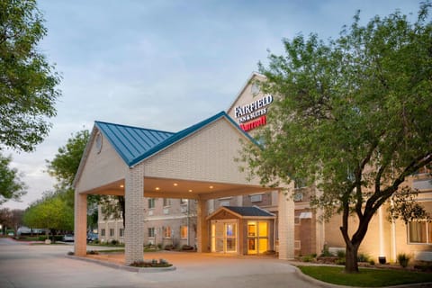 Fairfield Inn & Suites by Marriott Dallas Plano Hotel in Plano