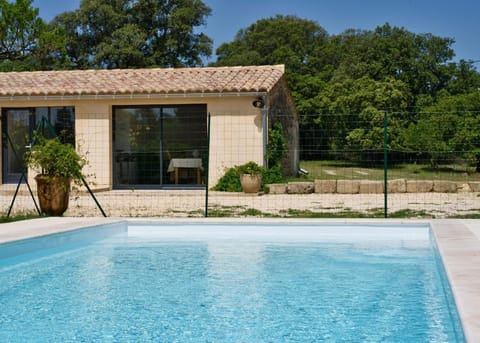 Le Mas du Berger Bed and Breakfast in Uzes