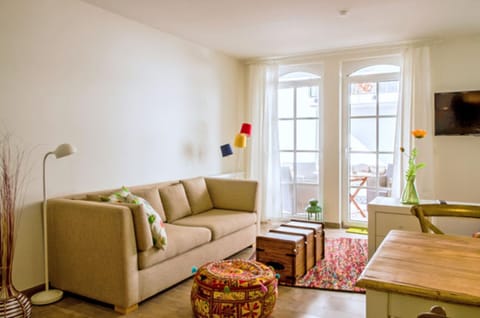 Living room, Photo of the whole room, Seating area